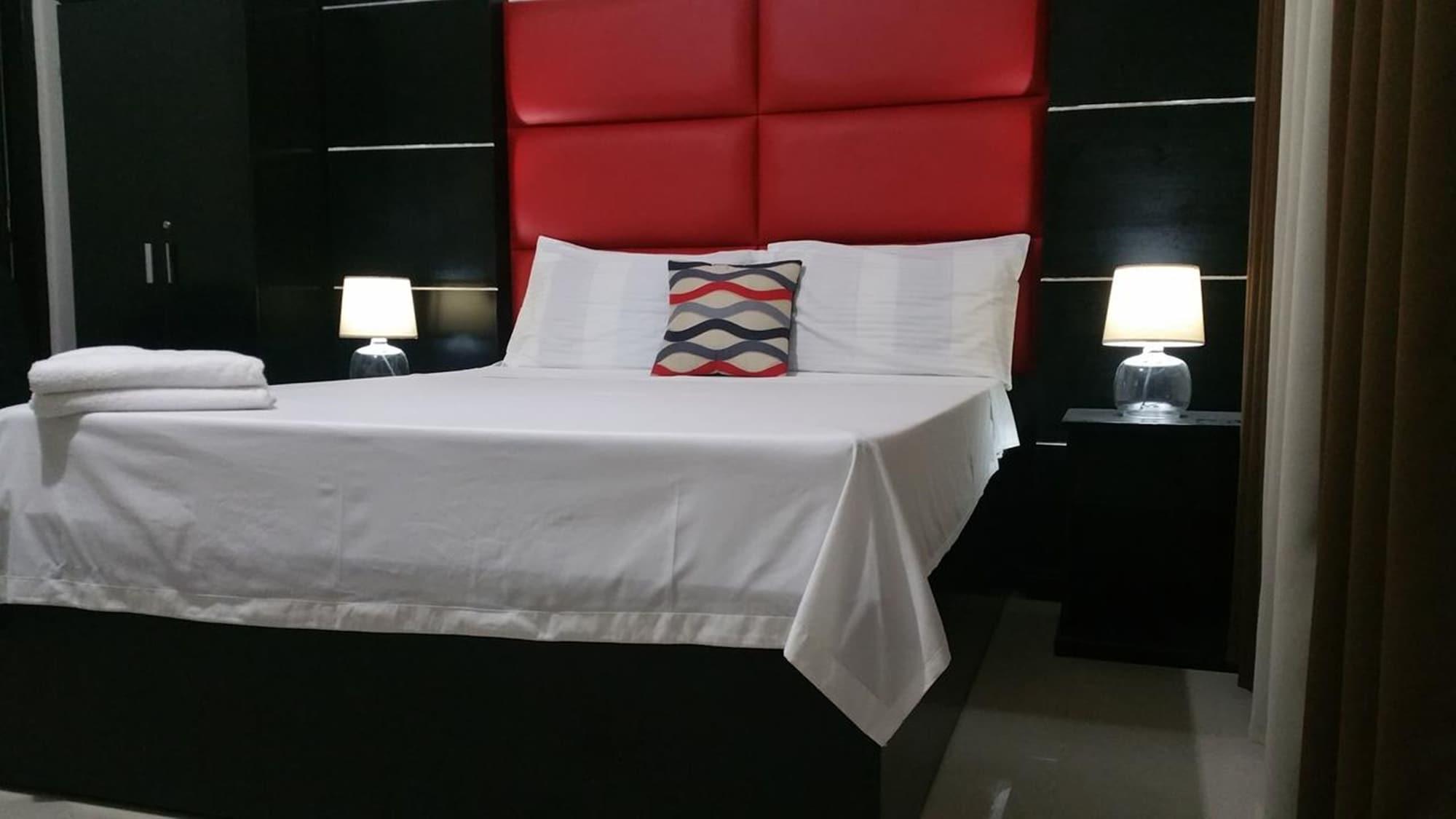 Luxury Suite 5 Анхелес Экстерьер фото